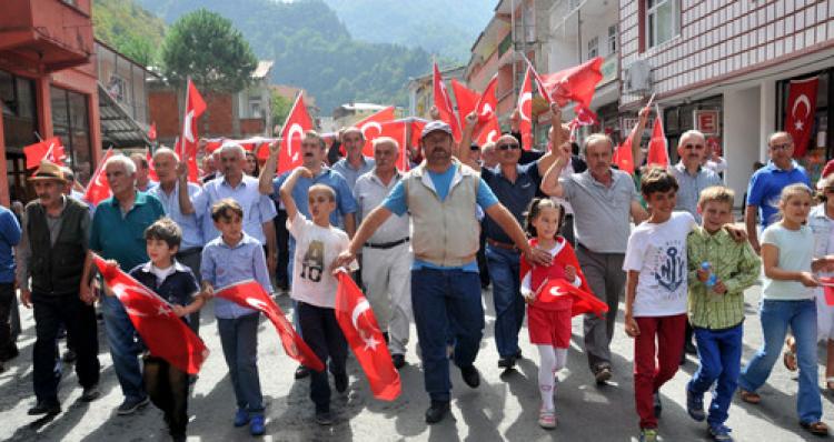 İkizdere’de teröre tepki yürüyüşü