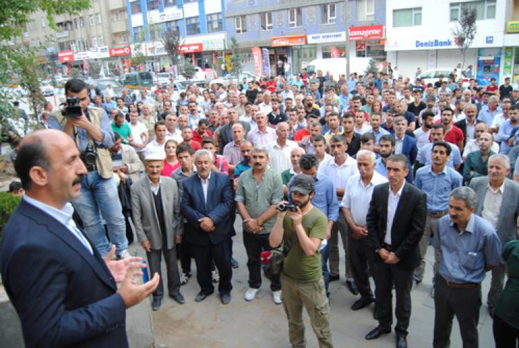 Cizre için Hakkari’de eylem yapıldı