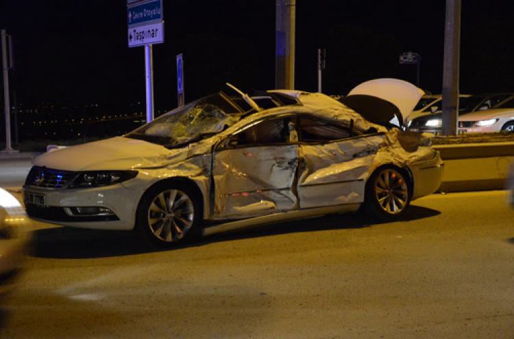 Feci kaza: Bir kişi yanarak can verdi, 8 yaralı