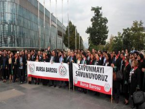 Bursa'da avukatlardan tepki!