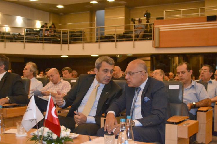 "2,70 liradan dolar satışını imkân dâhilinde görmüyorum"