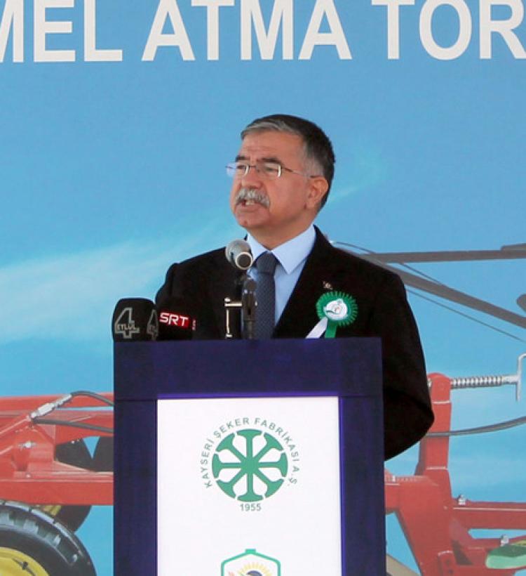 "Demokratik protestoların dışına çıkmayın"