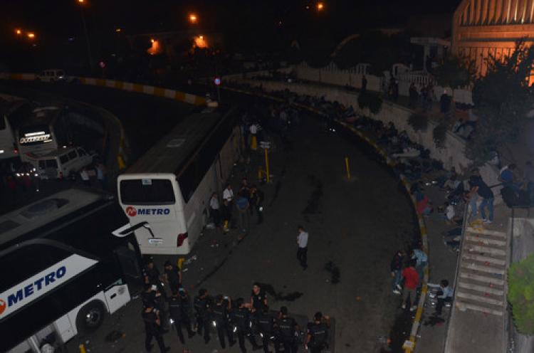 Suriyeli sığınmacıların otogardaki bekleyişi sürüyor