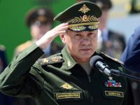 Savunma bakanlarından sürpriz görüşme