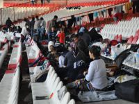 Kırkpınar’da sığınmacıların bekleyişi sürüyor