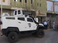 Nusaybin İlçe Emniyet Müdürü Şen, patlamada zarar görenleri ziyaret etti