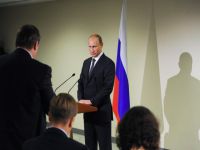 Putin: IŞİD’e hava operasyonu düşünüyoruz