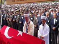 Şehit polis, son yolculuğuna uğurlandı