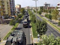 Doğu'ya askeri sevkiyat sürüyor