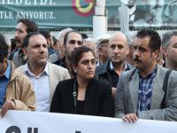 HDP’li grup polis operasyonlarını protesto etti