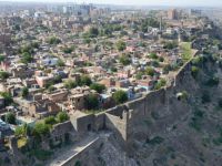 Tarihi surlar çatışmalarda zarar gördü