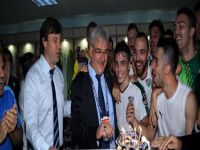 Başkan Bölükbaşı'na yaş günü hediyesi