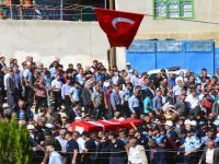 Şehit polis  toprağa verildi