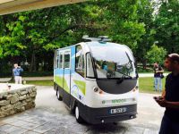 Şoförsüz minibüsler yolcu taşımaya başladı