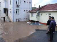 Ereğli sele teslim oldu; evleri su bastı, araçlar sele kapıldı