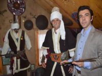 Osmanlı'da taşınan tahta kılıcın sırrı ortaya çıktı