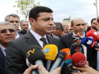 Demirtaş: Putin’e de parmak sallayın!