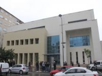 Kütüphanede isim tartışması