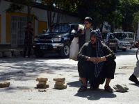Kunduzlular, Kabil'de caddeyi trafiğe kapattı