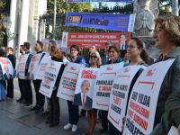 CHP'nin canlı billboardlarına polis engeli