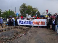 Tuzlalılar sahil projesini protesto etti