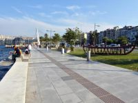 İzmir'de beş ahşap iskele hizmete açıldı