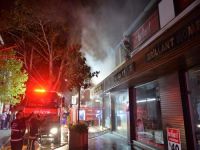 Bursa kapalı çarşı yandı: 40 dükkan kullanılamaz...