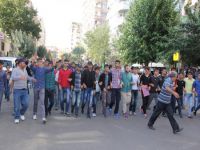 Sur’a gitmek isteyen gruba, polis müdahalesi