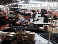 Günlük bin 200 çift ayakkabı üreten fabrika, el değiştirip üretime başladı