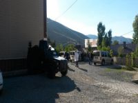Bitlis'te okullara baskın