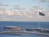 Azerbaycan bağımsızlık yılını kutluyor