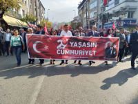 Bursa'da Cumhuriyet yürüyüşü!