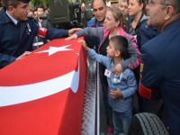 Şehidin minik oğlu: Babamı nereye götürüyorlar?