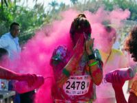 Koşarken renkten renge girdiler