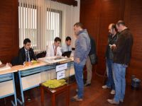 Azerbaycan'da oy verme işlemi başladı