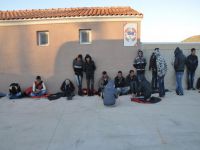 İzmir'de göçmen botu battı