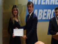 Bursa'da gazeteciler sertifikalarını aldı