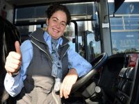 İzmir’in tek kadın otobüs şoförü