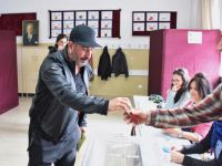 Cem Yılmaz oyunu kullandı