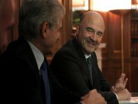 Moscovici Atina'da temaslarda bulunuyor
