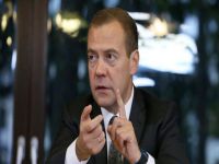 Medvedev: Mısır’a yönelik uçak seferleri yasağı kısa vadeli değil