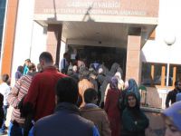 50 TL'lik yardım izdihamı