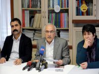 Zaman Gazetesi'ne baskı ve gözdağına tepki