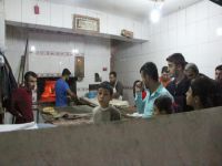 Halk marketlere akın etti