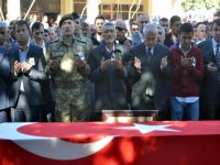 Şehit uzman çavuş, gözyaşlarıyla uğurlandı