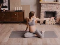 Online yoga dersi