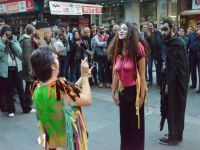 Ankara Tiyatro Festivali sokak oyunları ile başladı
