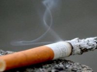 'İlk sigara bağımlılığı tetikleyebilir'