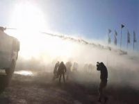 HDP heyetine gazlı ve TOMA'lı müdahale