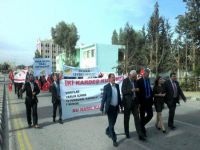 KKTC'de din görevlileri Başbakanlığa yürüdü